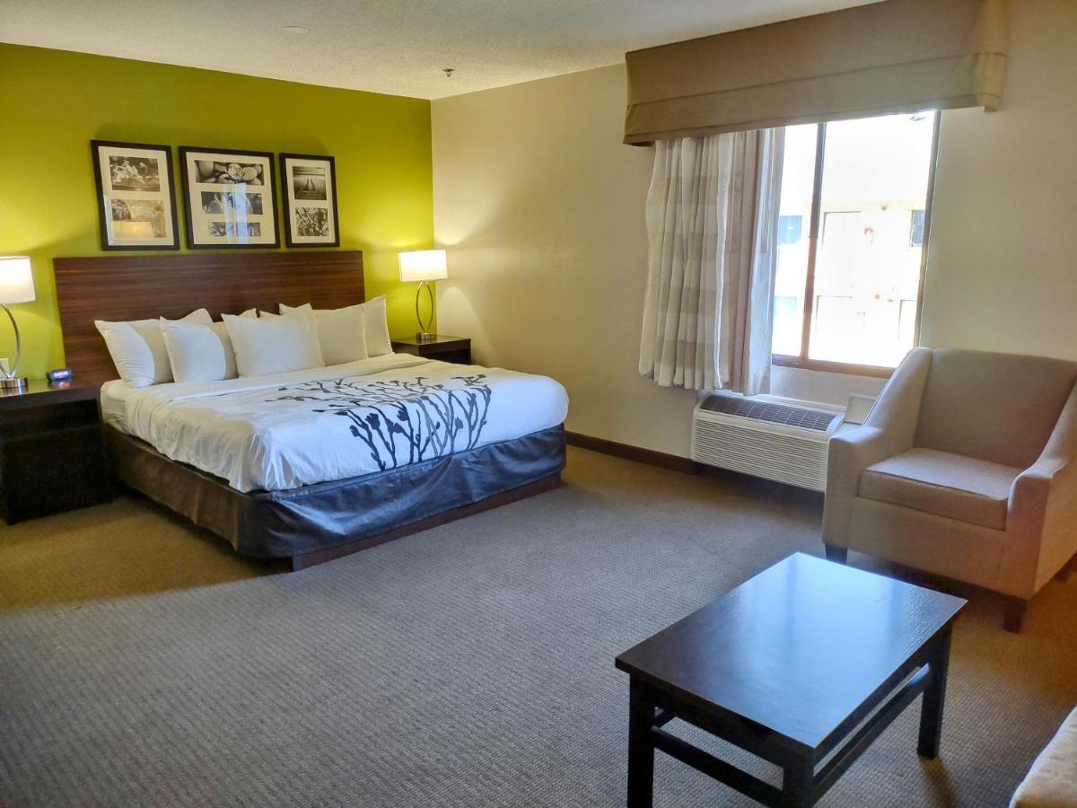 Sleep Inn Фредериксберг Экстерьер фото